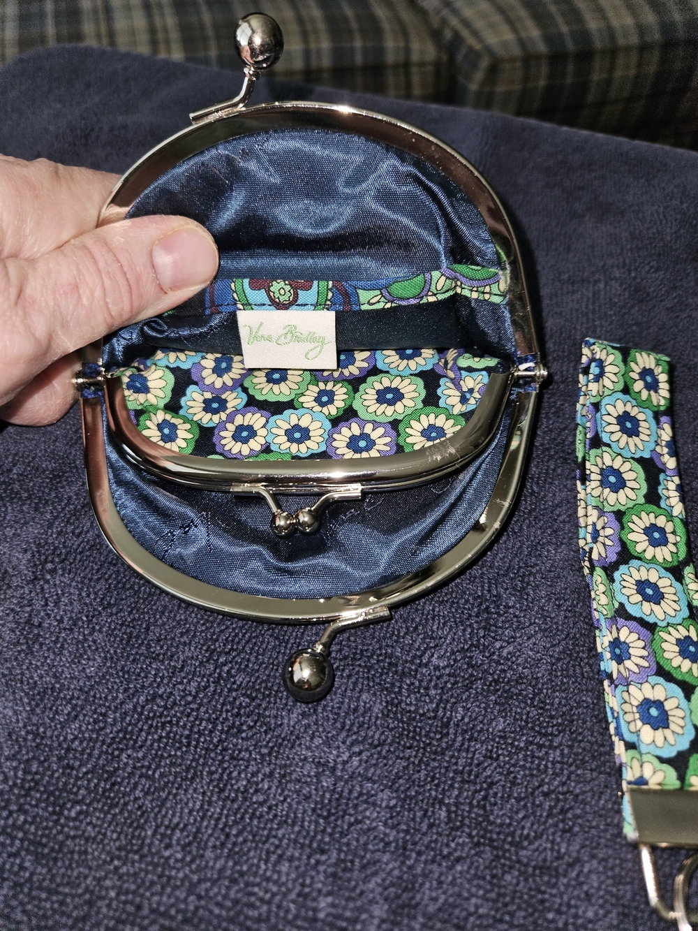 Vera Bradley Navy Floral Kiss-Lock Wristlet Coin Purse